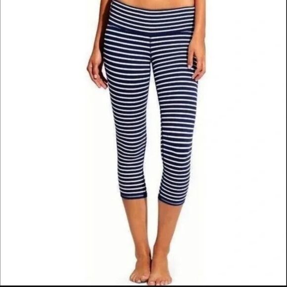 Athleta Navy White Strip Capri Athletic Leggings Sz 2X - Picture 1 of 9